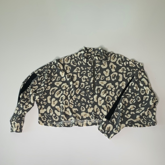 Gray Beige Animal Leopard Crop 1/4 zip Long Sleeve - Picture 2 of 4